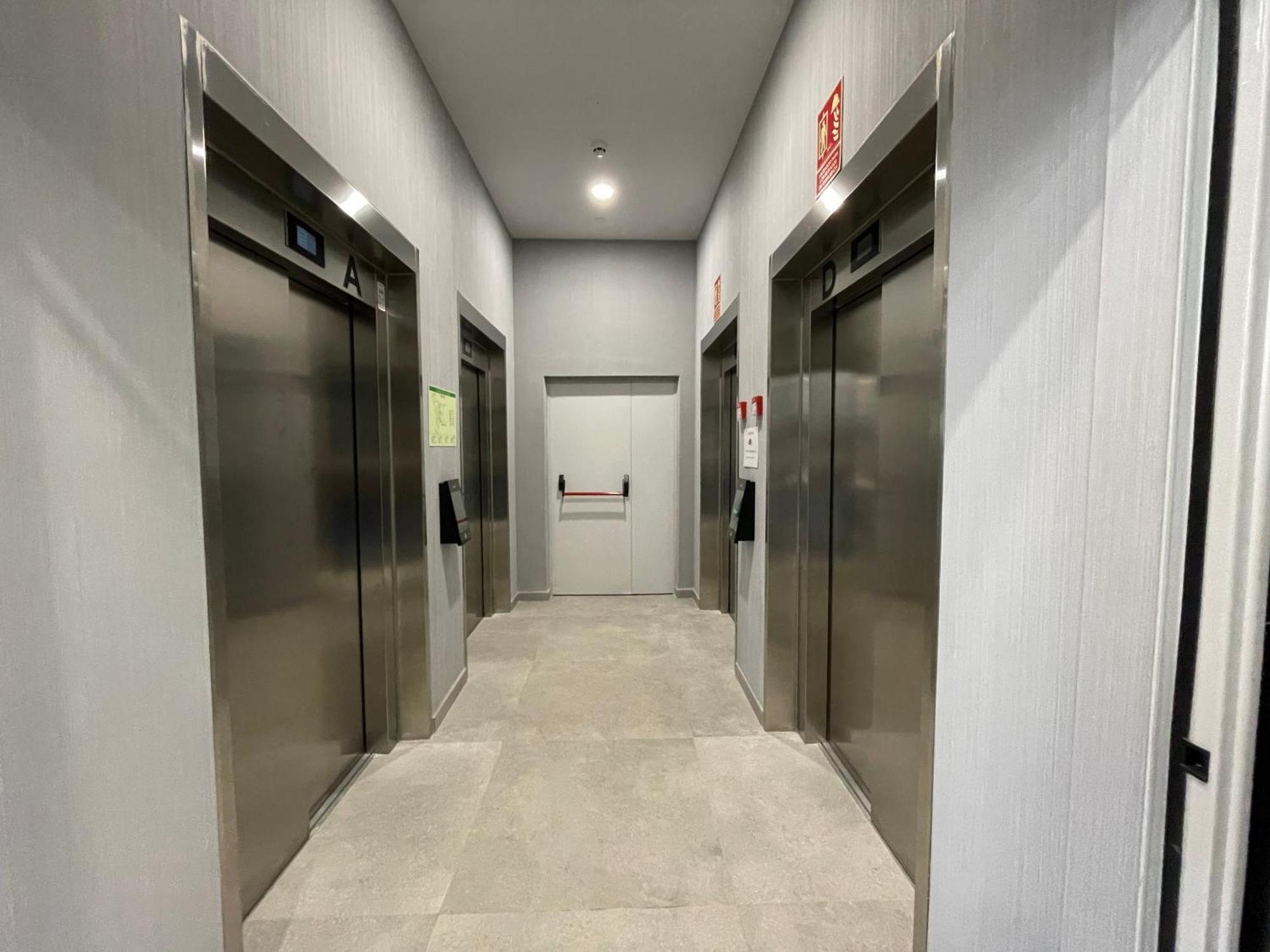 Stay U-Nique Apartments Martiricos มาลากา ภายนอก รูปภาพ